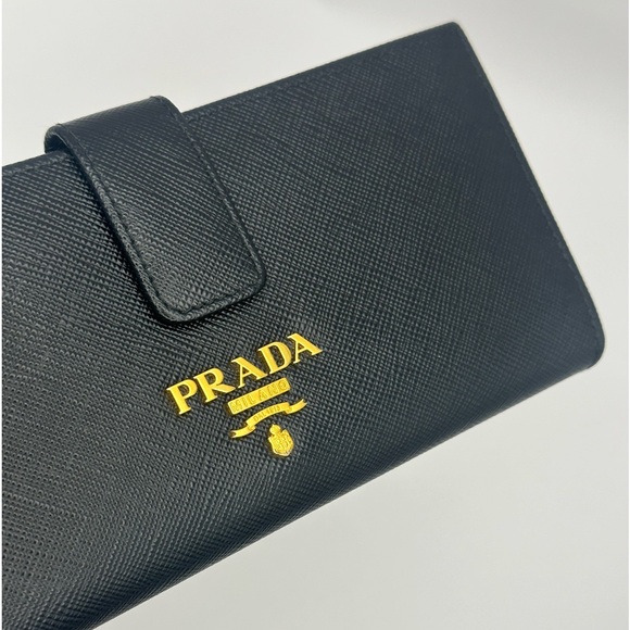 Prada Large Saffiano Leather Wallet - Picture 2 of 8